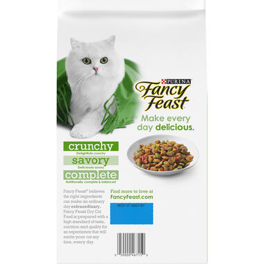 fancy feast ocean fish and salmon dry cat food